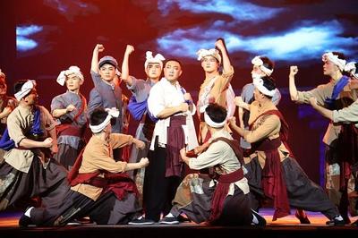 传承红色基因 花灯剧《王德三》在祥云首演
